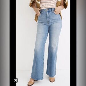 Madewell 11” High Rise Flare size 32